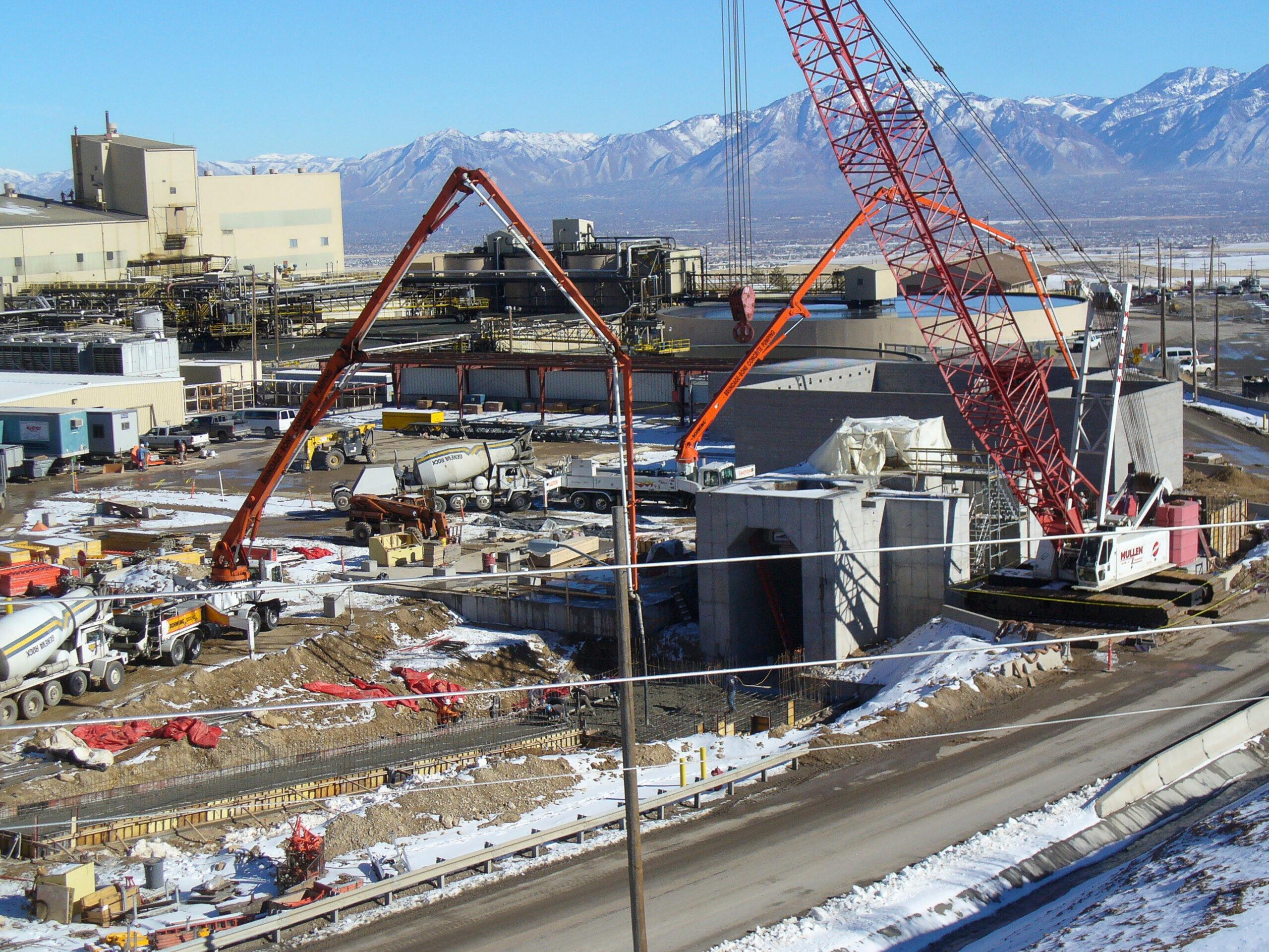 KENNECOTT MINE PEBBLE CRUSHER
